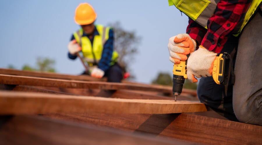 Expert Emergency Roof Repairs services in Irwin, OH